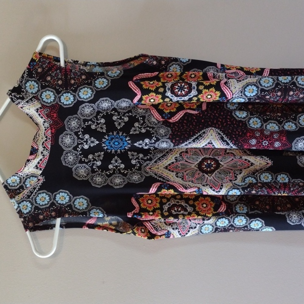 Casual Swing Midi Dress with tie back size Medium